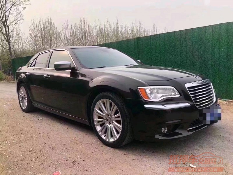 济宁13年克莱斯勒300C2