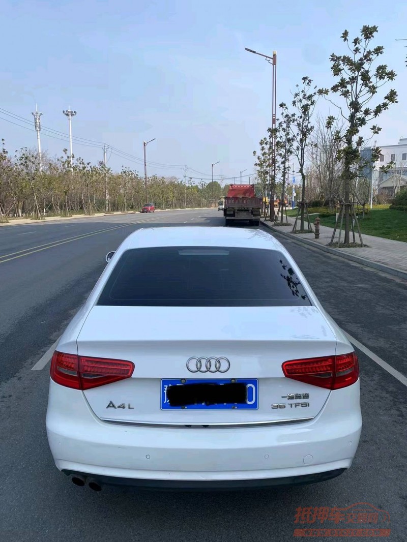 淮南13年奥迪A4L8