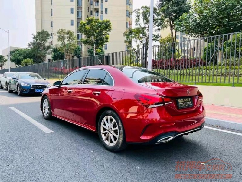 东莞20年奔驰A8