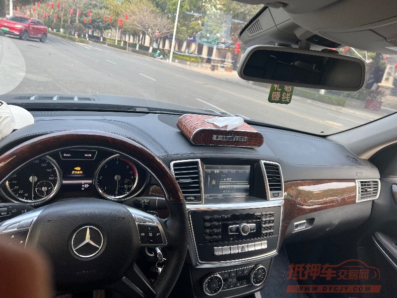 邢台13年奔驰GL3
