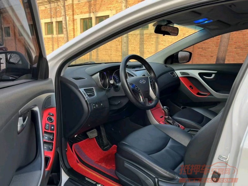 保定17年现代朗动4