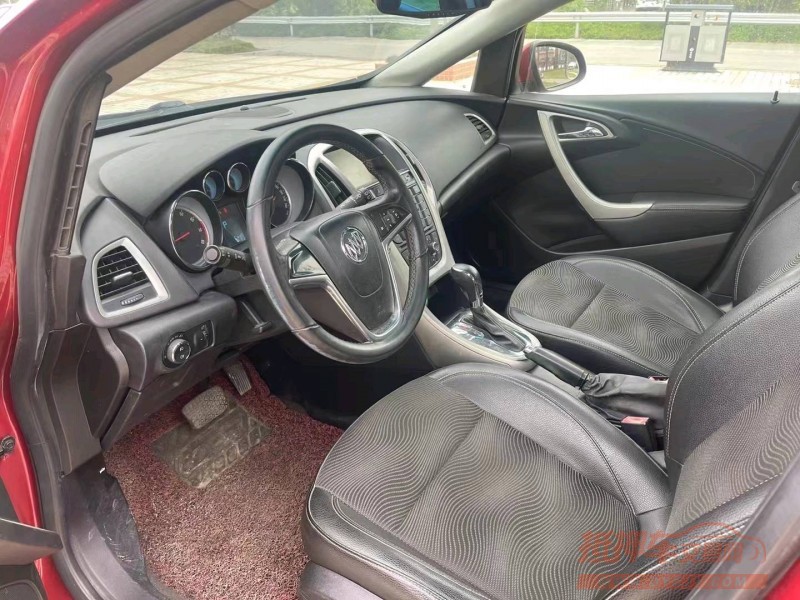 珠海11年别克英朗5