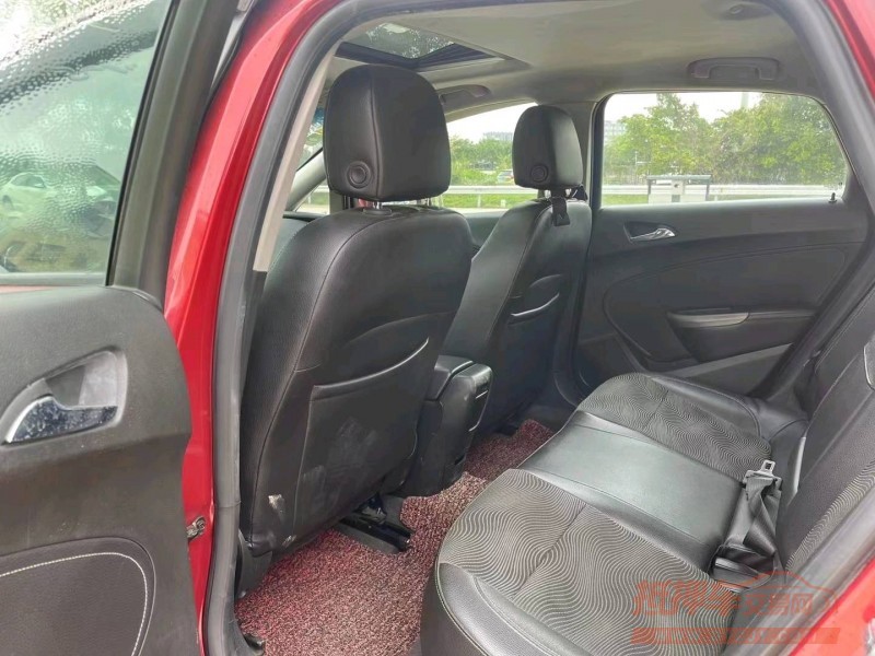 珠海11年别克英朗7