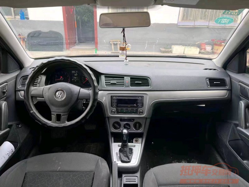 济宁18年大众朗逸5