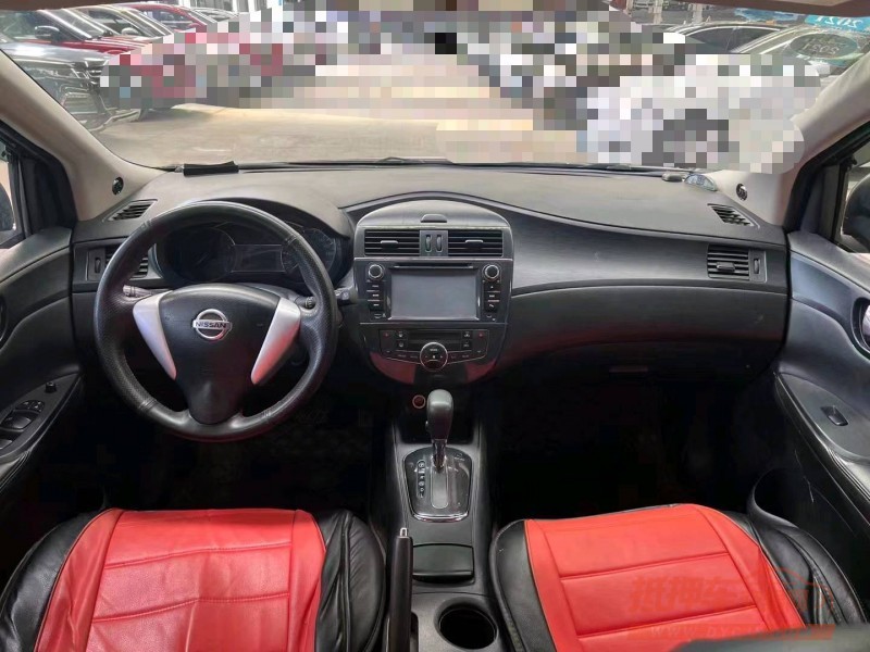 济宁14年日产骐达5