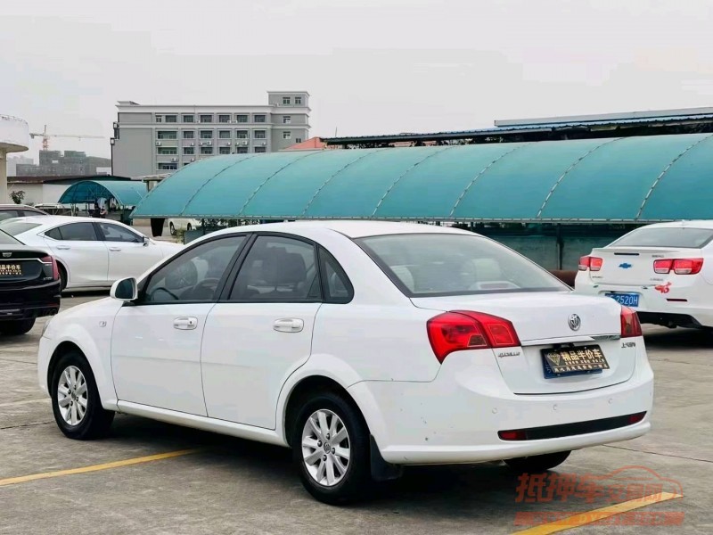 东莞16年别克凯越7