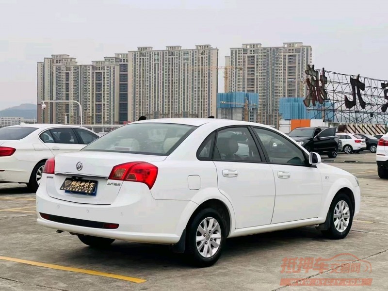 东莞16年别克凯越8