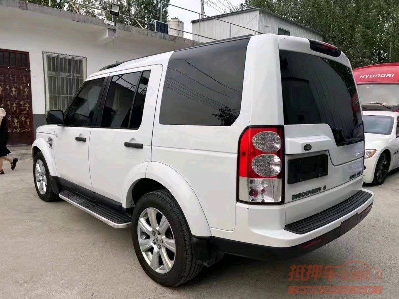 济宁13年路虎发现8