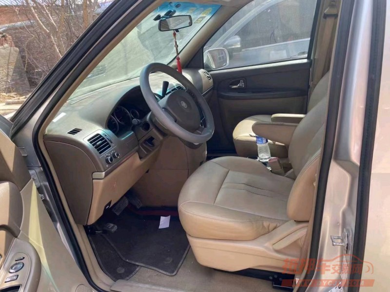 济宁13年别克GL84