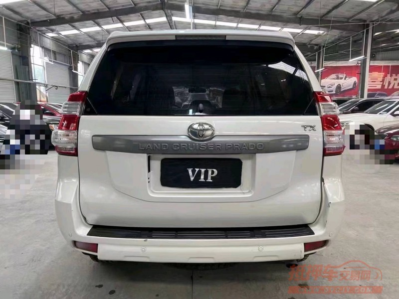 济宁14年丰田普拉多9