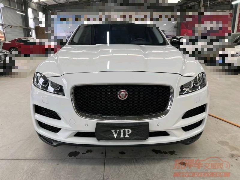 济宁18年捷豹F-PACE1
