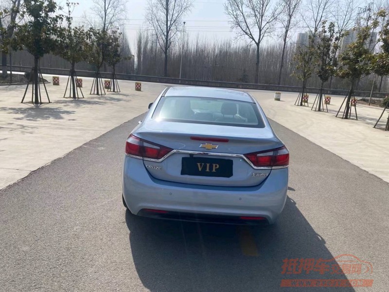 济宁15年雪佛兰科鲁兹9