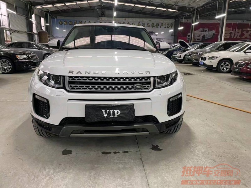 济宁19年路虎极光1