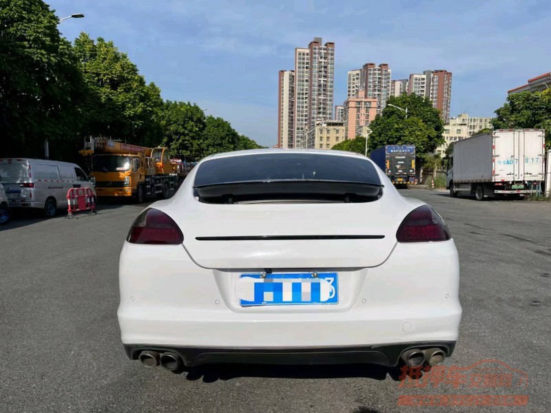 徐州11年保时捷帕拉梅拉9