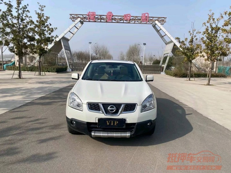 济宁13年日产逍客8