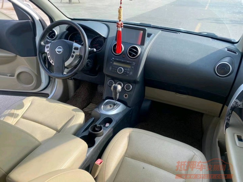 济宁13年日产逍客3