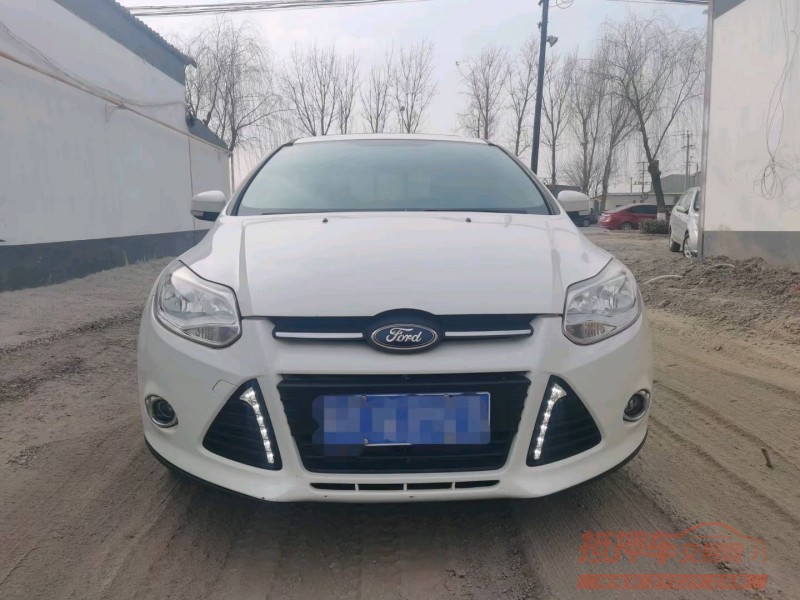 保定13年福特福克斯1