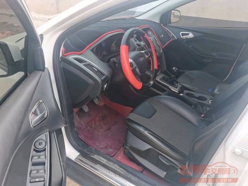 保定13年福特福克斯4