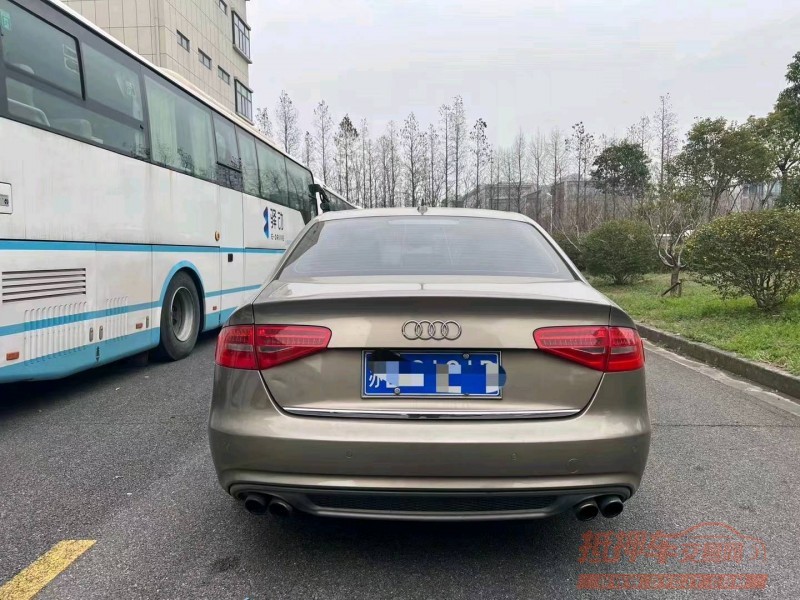枣庄13年奥迪A4L3