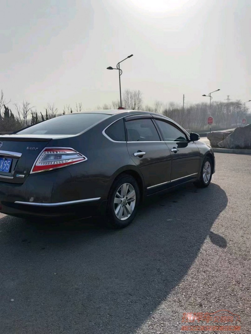 济南13年日产天籁4