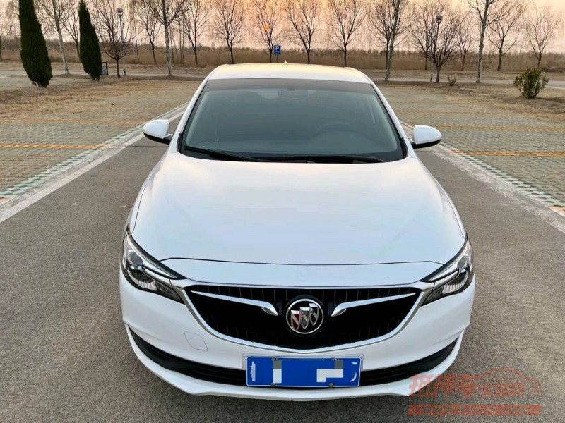 潍坊19年别克英朗1