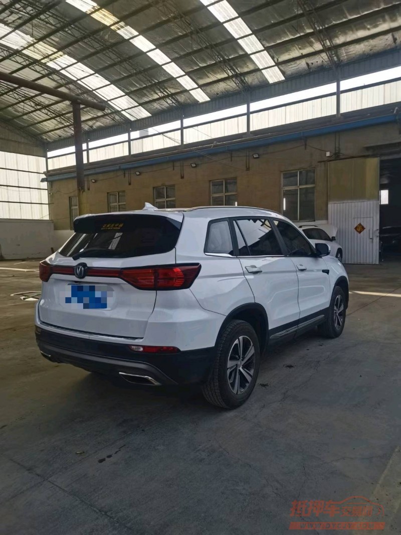 保定19年长安汽车CS7