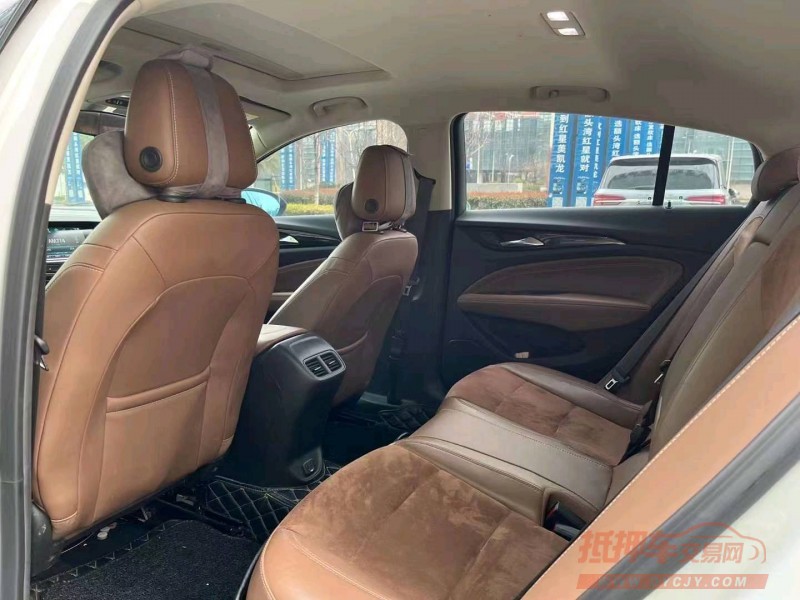 宜昌18年别克君威7