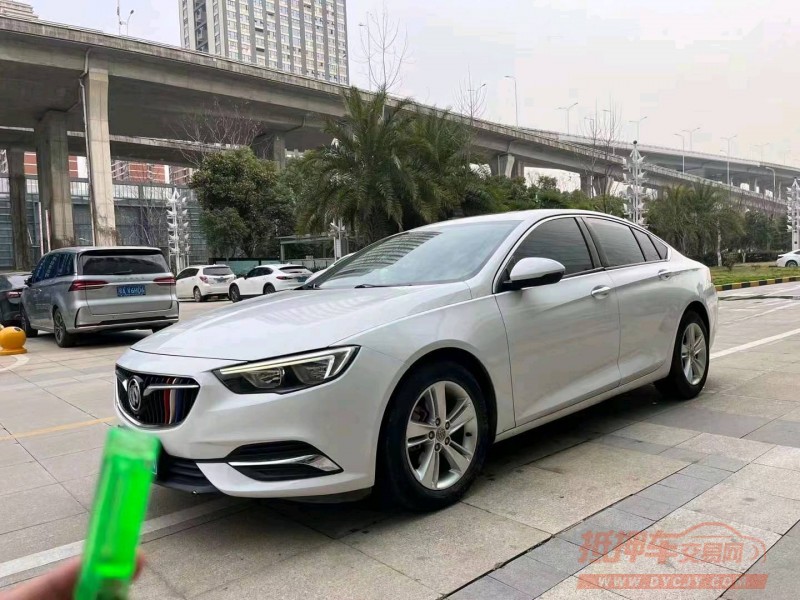 宜昌18年别克君威9