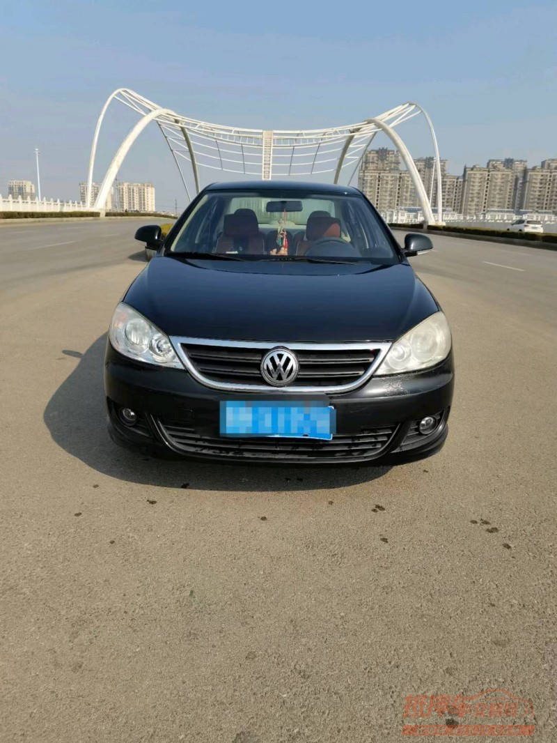 济南14年大众朗逸1