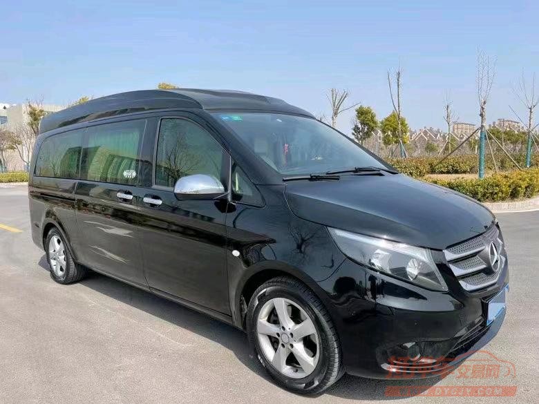 盐城19年奔驰威霆3