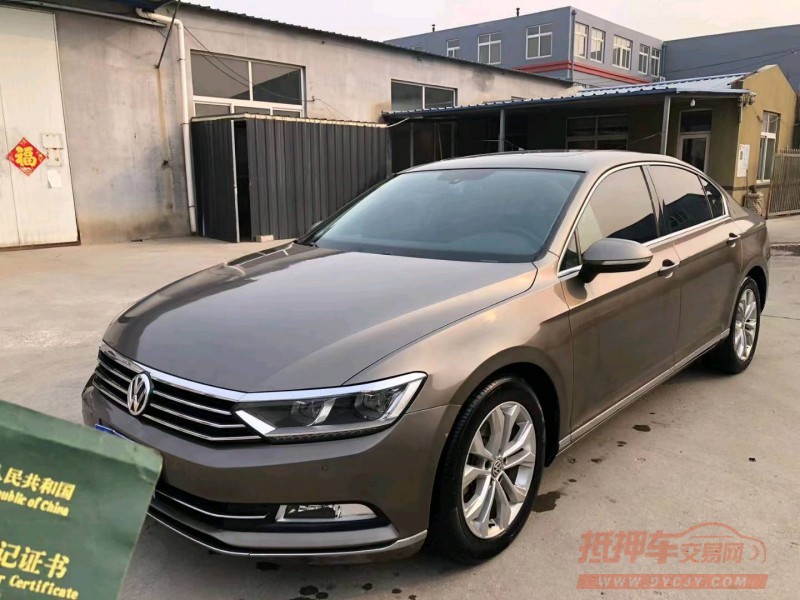 济南17年大众迈腾2