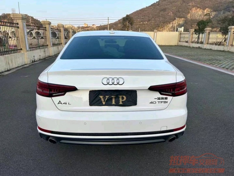 嘉兴17年奥迪A4L9