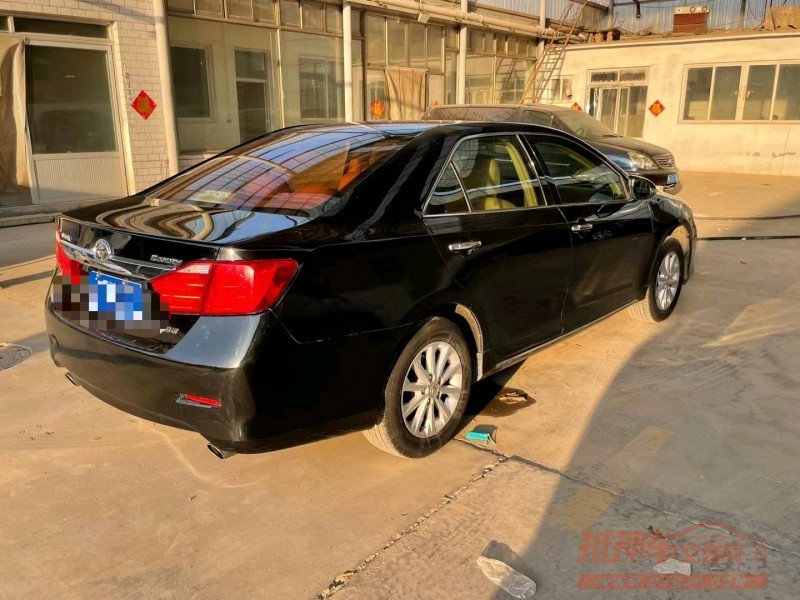 保定13年丰田凯美瑞7