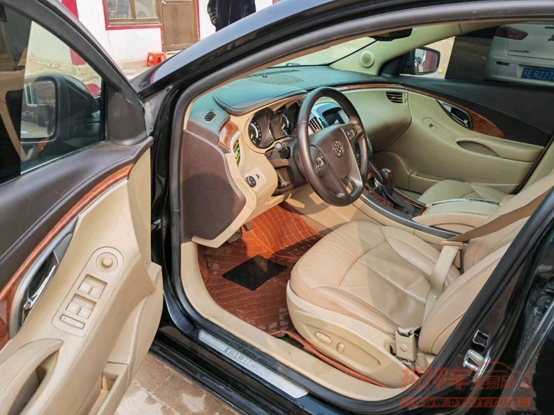 保定11年别克君越4