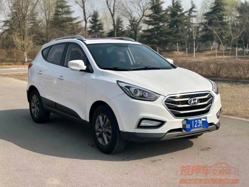 济南16年现代ix352