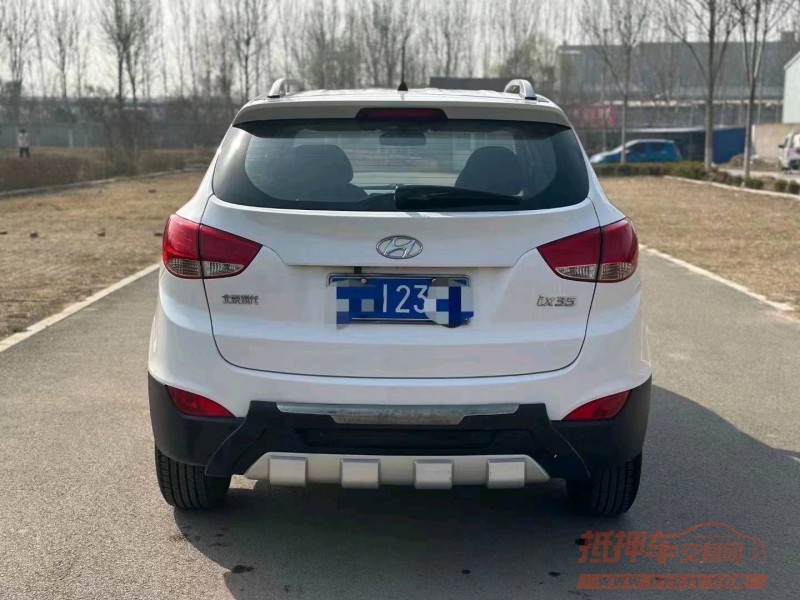 济南16年现代ix358