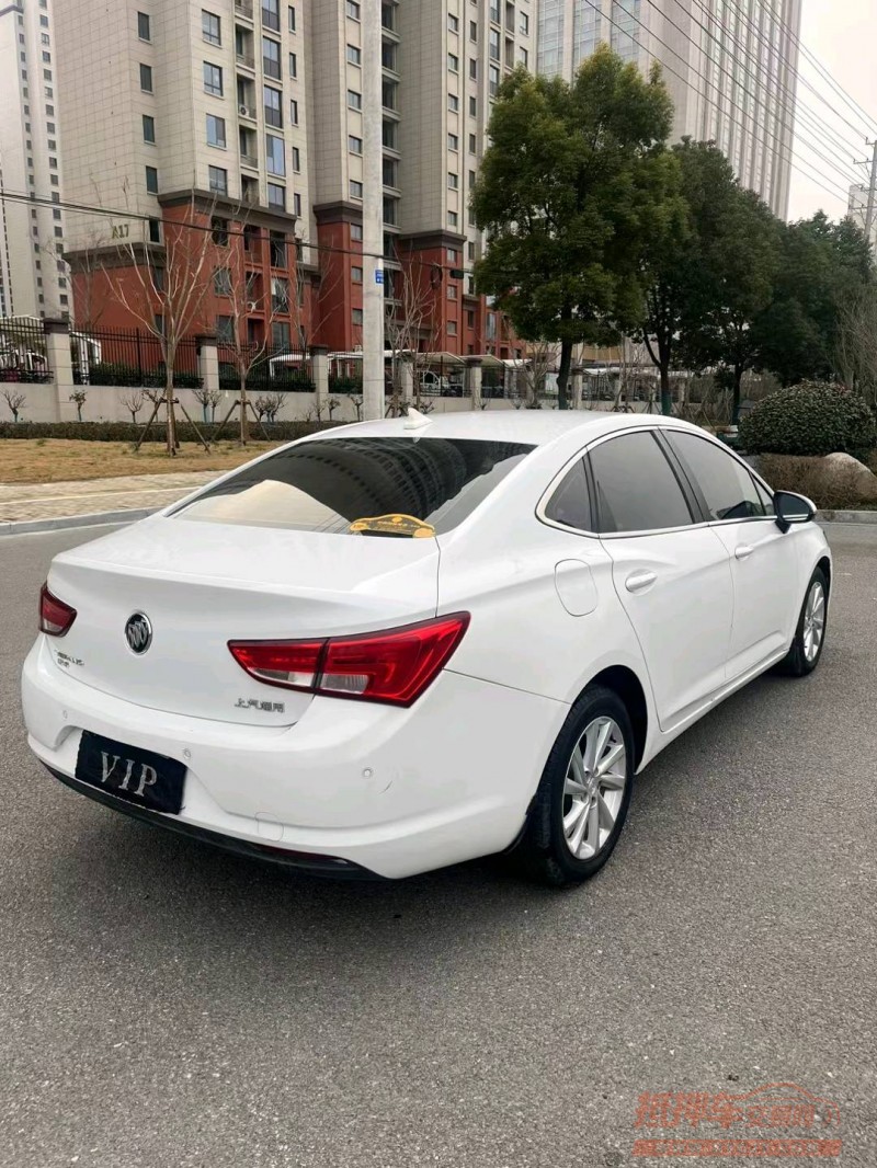 淮南17年别克威朗7