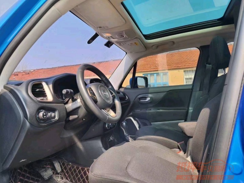 枣庄17年Jeep自由侠8