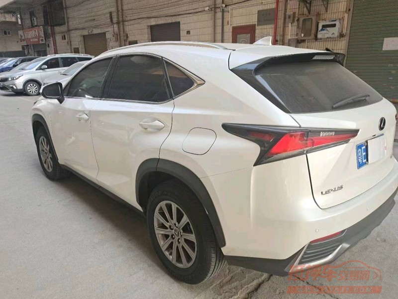广州21年雷克萨斯NX2