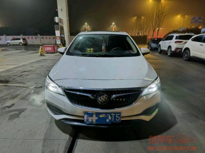 宜春18年别克威朗1