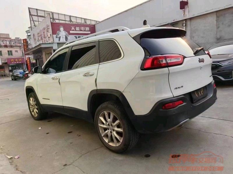 珠海15年Jeep自由光6