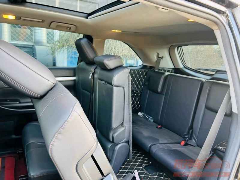 济宁18年丰田汉兰达3