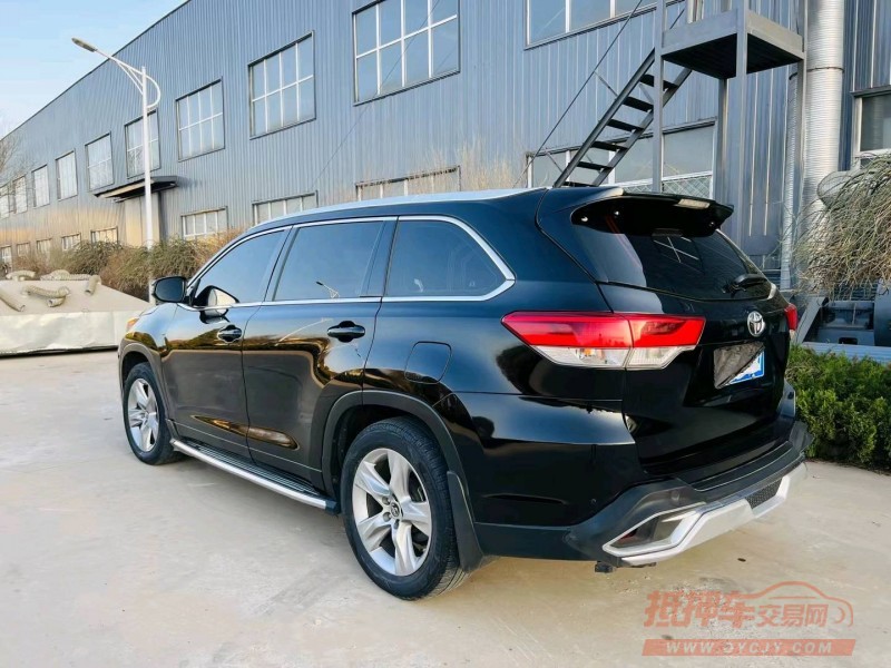 济宁18年丰田汉兰达1