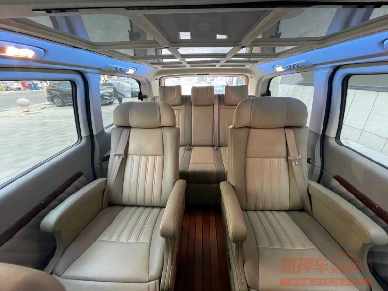 枣庄14年奔驰唯雅诺8