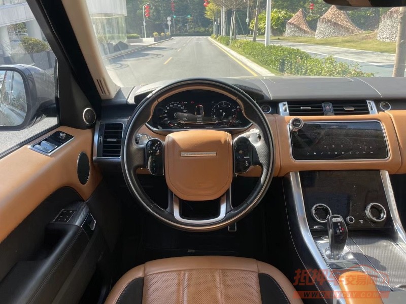 广州18年路虎揽胜运动1