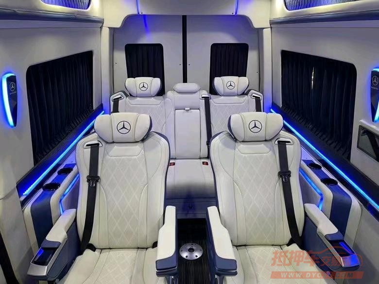 盐城15年奔驰斯宾特3