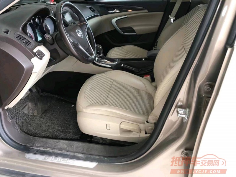 北京17年别克君威8