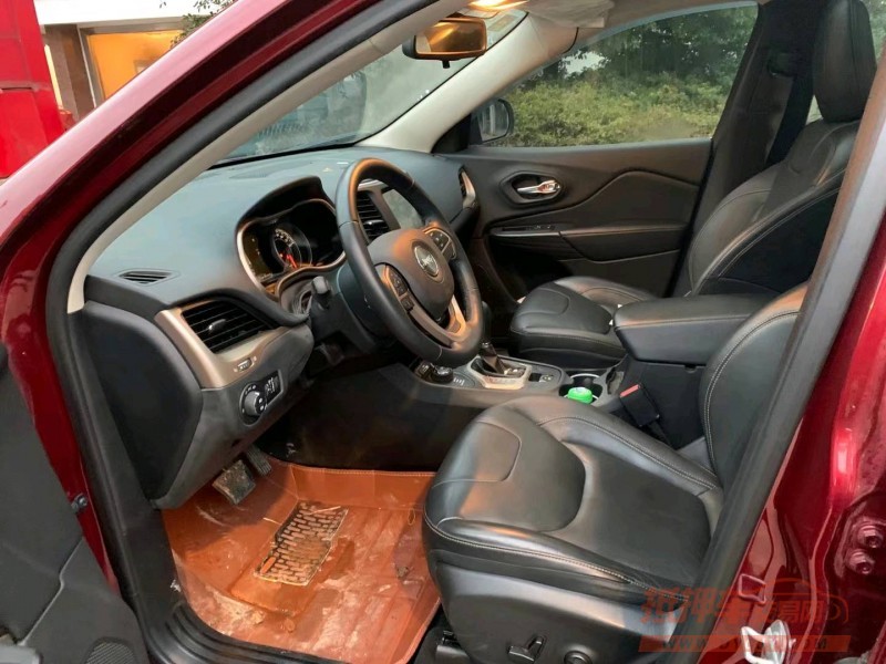 苏州16年Jeep自由光6