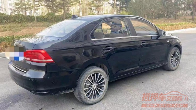 北京15年大众桑塔纳4