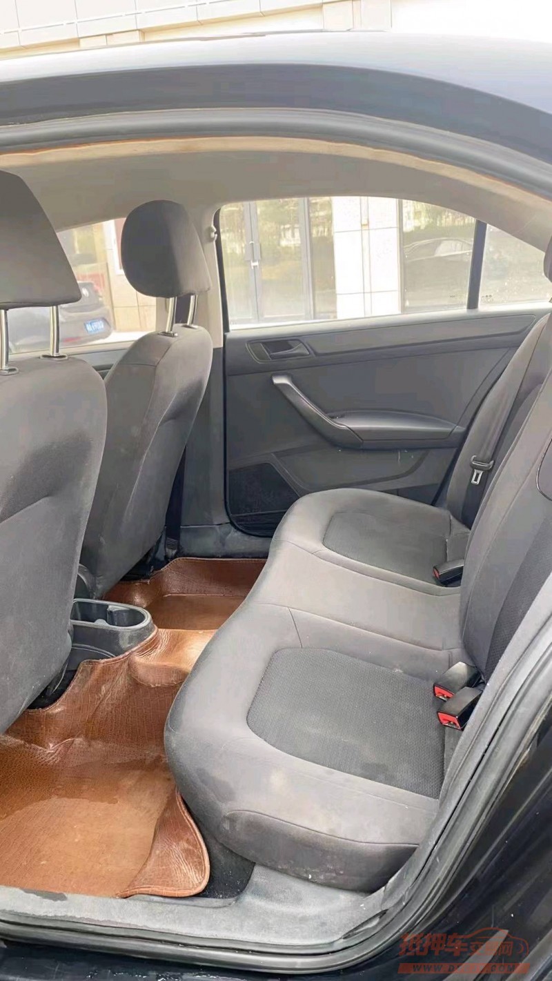 北京15年大众桑塔纳8